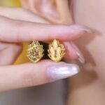 Leaf Ear Buckle Earrings 3