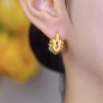 Leaf Ear Buckle Earrings – Cat’s Eye Stone | Premium All-Match Style
