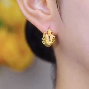 Leaf Ear Buckle Earrings – Cat’s Eye Stone | Premium All-Match Style